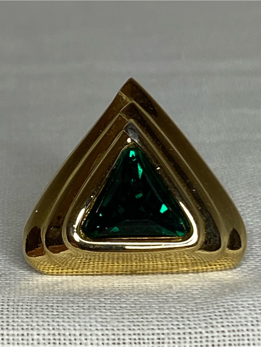 Vintage SAL Single Clip On Earring Green Emerald Tone Crystal Gold Tone Triangle